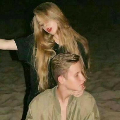 高清好看的欧美范霸气情侣头像潮流图片 欧美情侣头像一人一半