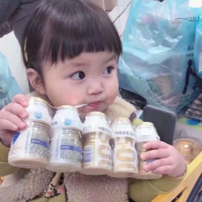 高清一对两张的萌娃照片可爱情头图片 小萌娃超可爱情头