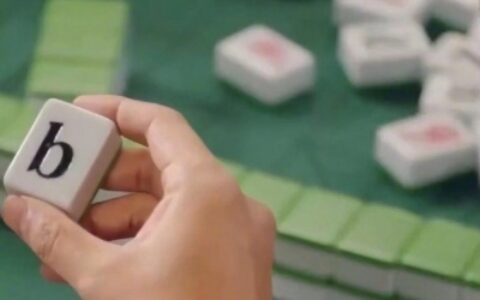 高清一左一右的有创意搞笑情头图片 搞笑创意情头