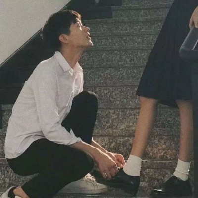 高清一对两张的情侣专用微信双人头像图片 微信双人头像