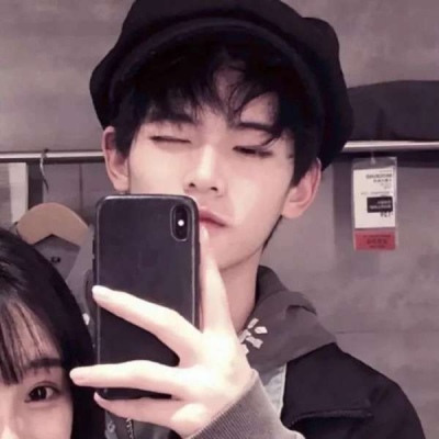 高清一对两张的情侣专用微信双人头像图片 微信双人头像