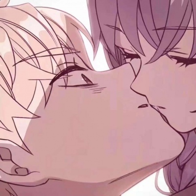 高清甜蜜的动漫情头亲吻一左一右图片 动漫男女亲吻头像
