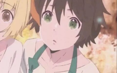 高清好看的漫画情侣头像一男一女分开图片