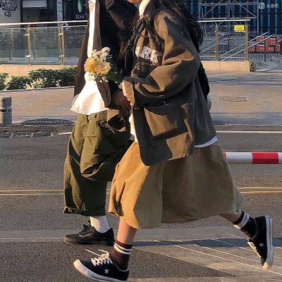 高清一对两张的情侣恩爱甜蜜头像双人图片 微信双人情头