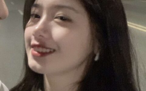高清好看的一对两张时尚潮流真人情头图片