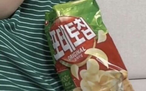 高清一对两张的萌娃情头对象不是人图片