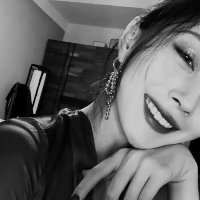 高清一对两张的黑白唯美情头真人图片 双人情头黑白