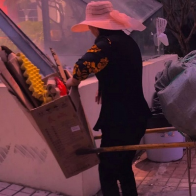 高清稀有的沙雕搞笑情侣头像一对两张图片