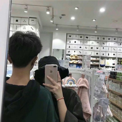 高清真实的一对两张情侣真人头像图片