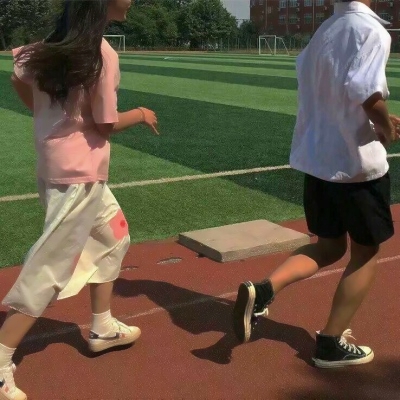 高清一对两张的双人情头图片欣赏下载