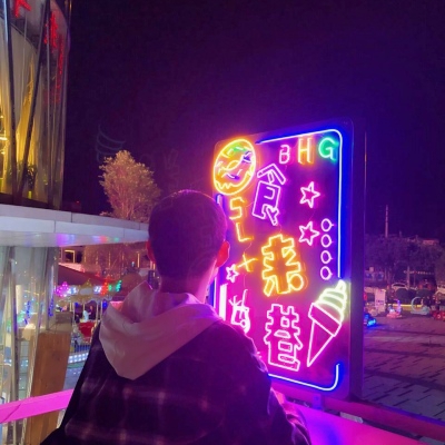 高清一对两张的真人意境情侣头像图片