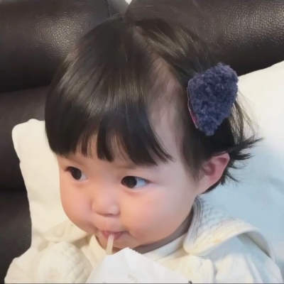 超级可爱的小孩情侣头像高清图片 萌宝情头一对