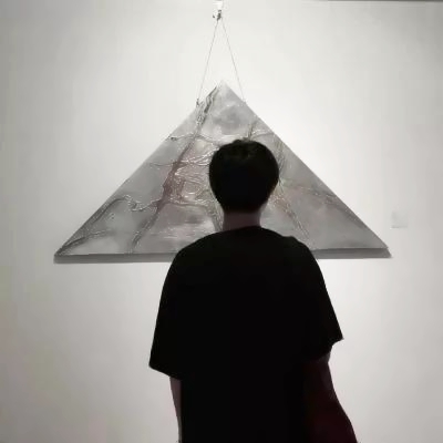 情头一男一女高冷背影,高清一对两张的情头单人背影图片