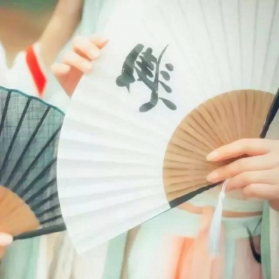 古风汉服真人情侣头像,高清一对两张的古风古装情头真人图