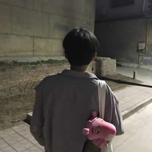 qq头像情侣一男一女背影图片