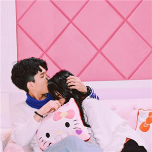 唯美小清新拥抱情头,深情拥抱的情侣