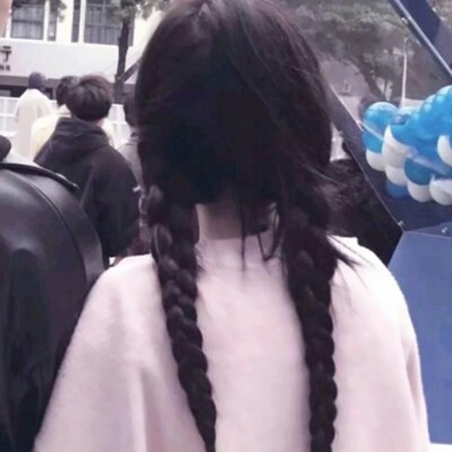 高清唯美的虐狗专用情头图片 唯美真人情侣头像一人一半
