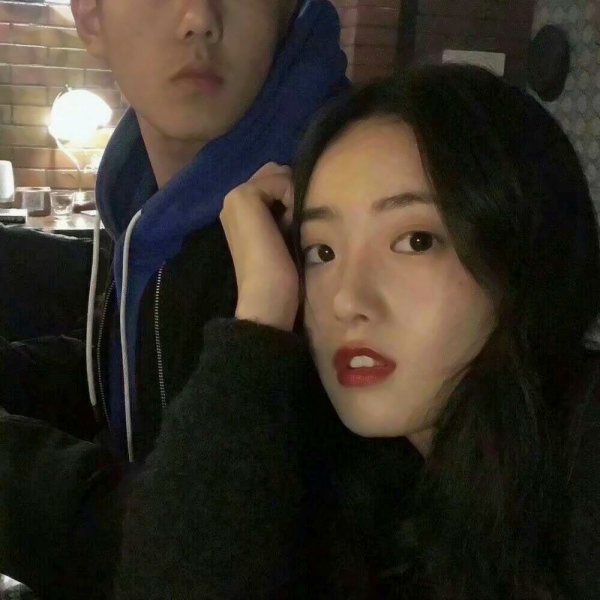 甜蜜秀恩爱的情头图片 情侣头像一对两张甜蜜真人