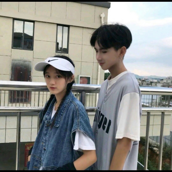 超个性的非主流双人情头图片 非主流双人情侣头像一对两张