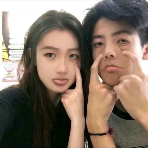 超个性的非主流双人情头图片 非主流双人情侣头像一对两张