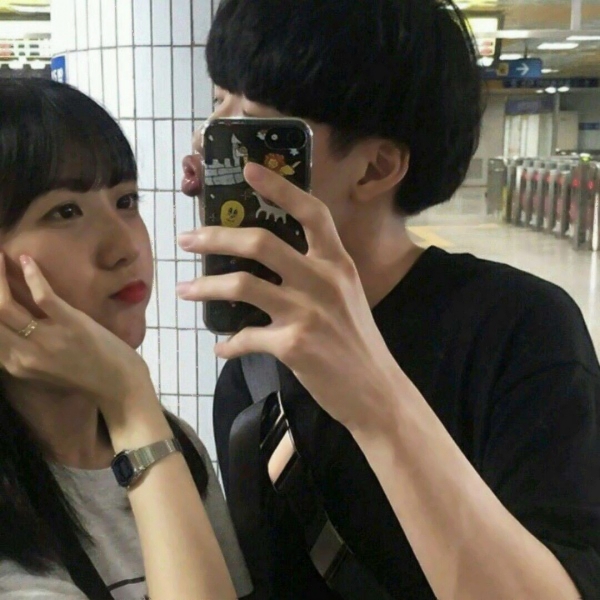 超个性的非主流双人情头图片 非主流双人情侣头像一对两张