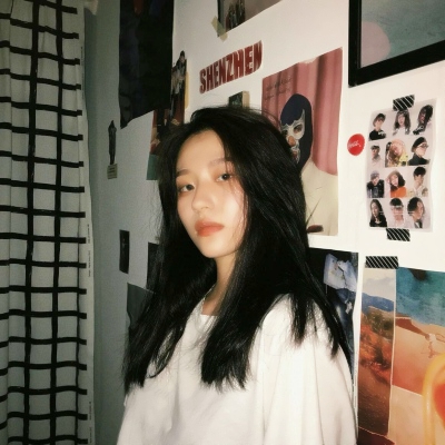 韩风潮流情侣高调又甜蜜 真人韩系唯美情侣头像一对两张图片