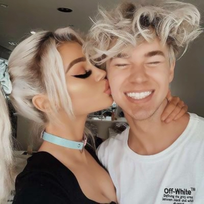 高清甜蜜的双人情侣图片头像 qq欧美情侣头像