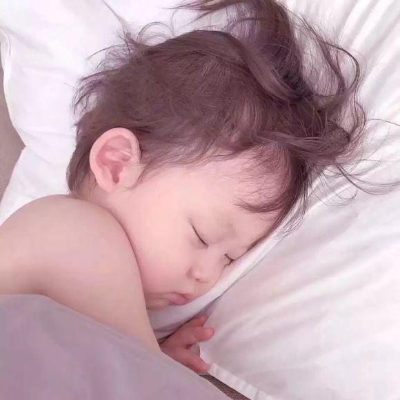 高清可爱的卖萌小孩情侣头像两张图片 情侣头像小孩萌萌哒