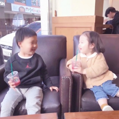 情侣头像小孩子一对两张