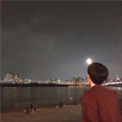 高清好看的情头背影一男一女图片 qq头像情侣背影一男一女