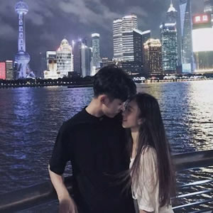幸福浪漫情侣头像一对两张