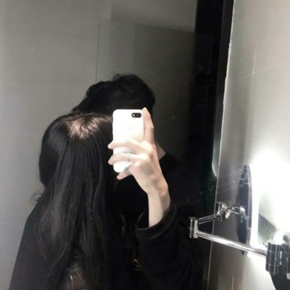 高清甜蜜的情侣头像kiss一对两张图片 接吻情头真人两张