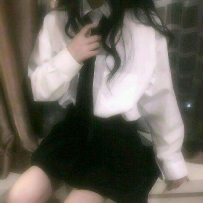 高清不露脸的情侣头像衬衫部位图两张 衬衫情侣头像一男一女