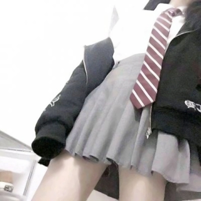 高清不露脸的情侣头像衬衫部位图两张 衬衫情侣头像一男一女