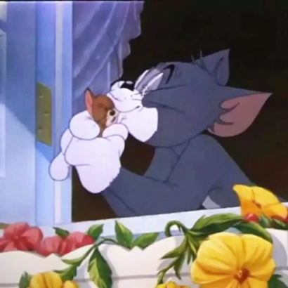 高清搞笑的猫跟老鼠情头 猫捉老鼠情头