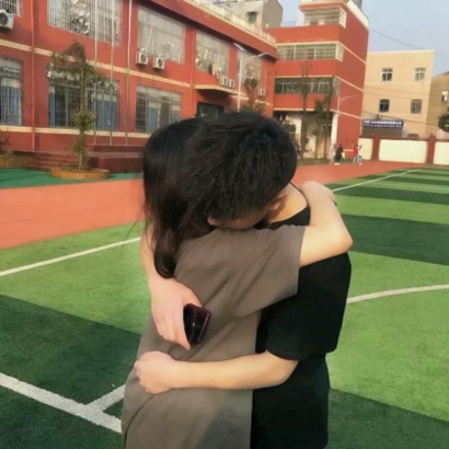 高清时尚的潮流个性情侣头像一对两张图片 潮流情侣头像两张