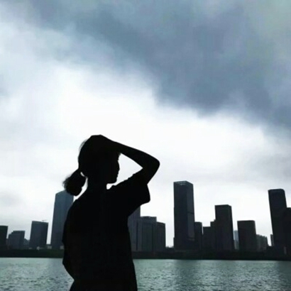 高清一对两张的一男一女情头好看图片 一男一女真人情头
