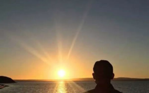 高清唯美的夕阳下情侣头像图片 单人夕阳情头男女各一张