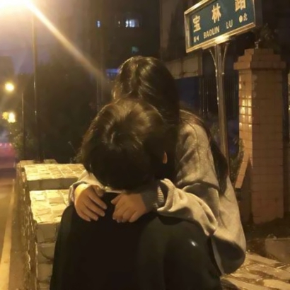 四组高清不露脸的情侣头像真人背影双人 真人情侣头像两张背影