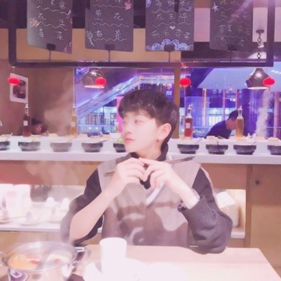 高清好看的微信情侣头像一对两张真人 微信真人情侣头像一对