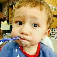 可爱的小男孩小女孩情侣很般配 小孩情侣头像一男一女