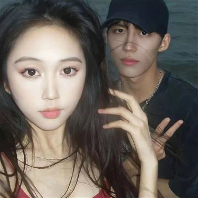 超精致的唯美情侣头像很幸福 非常亲密的幸福情侣头像
