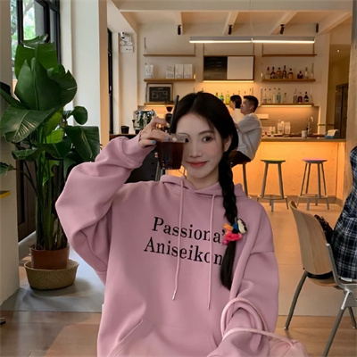 超精致的唯美情侣头像很幸福 非常亲密的幸福情侣头像