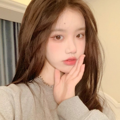 唯美又有个性的女生头像 清冷感超酷精致好看女生头像合集