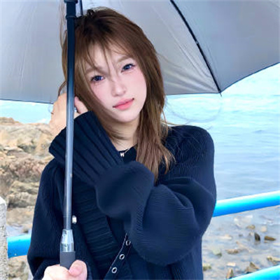 唯美又有个性的女生头像 清冷感超酷精致好看女生头像合集