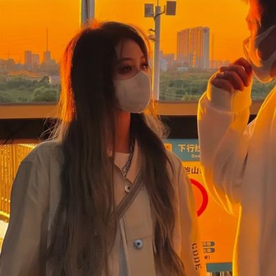 真人幸福感爆棚很明显的情头 很明显的高调的质感情侣头像