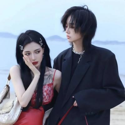 不失潮流又好看的高质量情侣头像 最新优质浪漫真人情头