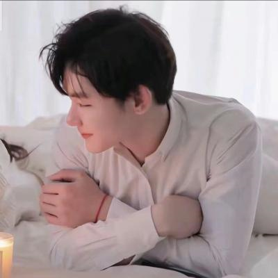 稀有高清不被发现的情头合集 干净简约风一男一女情侣头像图片