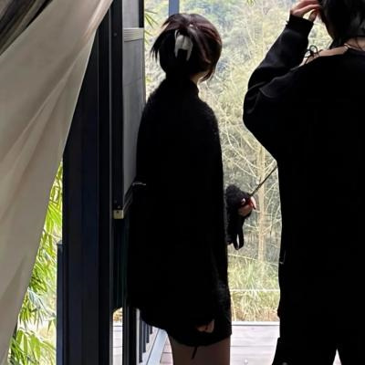 酷辣时尚潮流微信情头图片 酷酷拽拽的霸气情侣头像一对两张