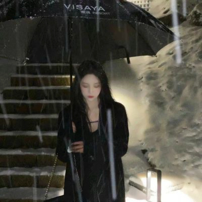 精选高级小众稀有的浪漫情头 单人单张好看的微信情侣头像图片